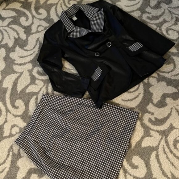Vintage J. Andrews Houndstooth Skirt and Jacket Junior Size 5/6 - Picture 2 of 9